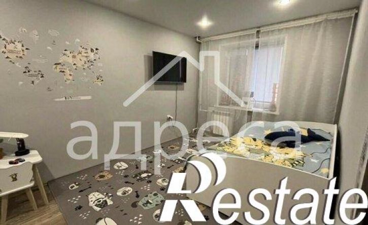 3-комн квартира улица Авроры, 70,  д. 70