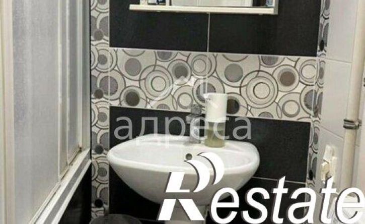 3-комн квартира улица Авроры, 70,  д. 70