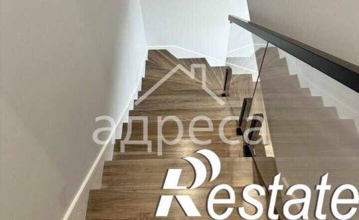 3-комн квартира Никитинская улица, 79,  д. 79