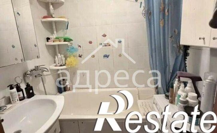 2-комн квартира улица Георгия Димитрова, 52А,  д. 52А