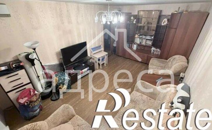 2-комн квартира улица Георгия Димитрова, 52А,  д. 52А
