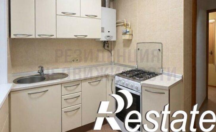 2-комн квартира Революционная улица, 54,  д. 54