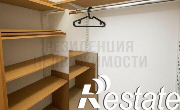 2-комн квартира Революционная улица, 54,  д. 54