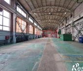 помещение 1085 кв м проспект Кирова, 10