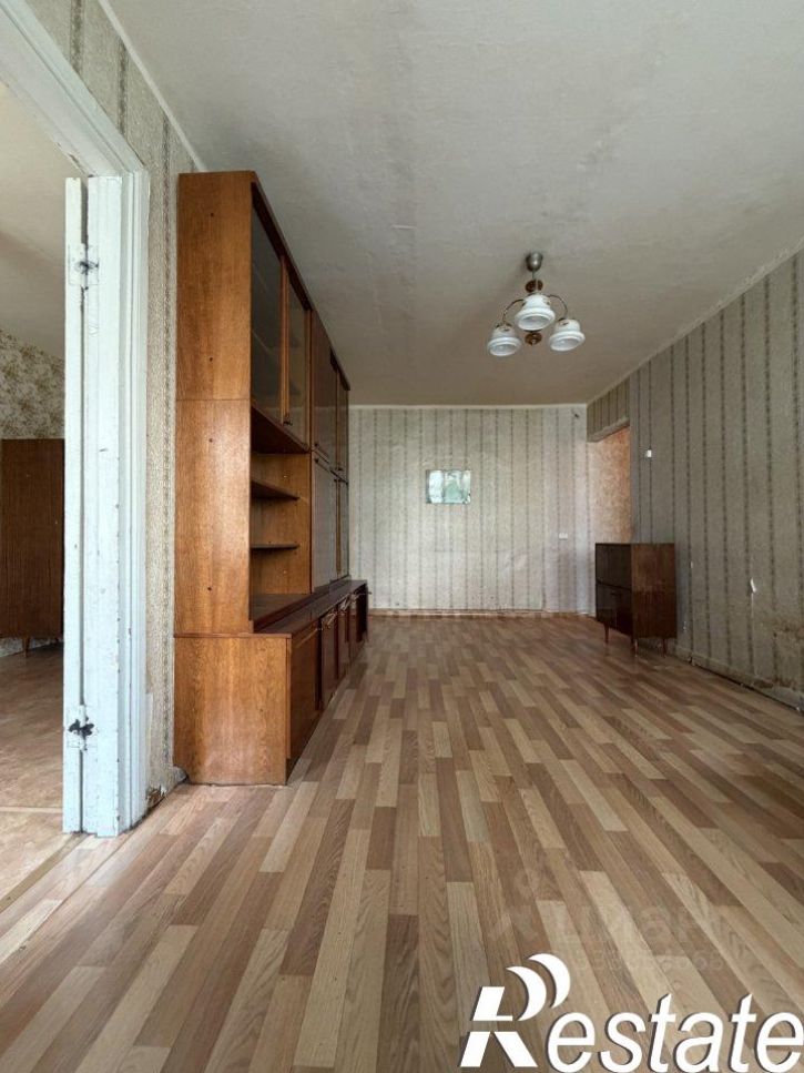 3-комн квартира улица Скляренко, 8,  д. 8