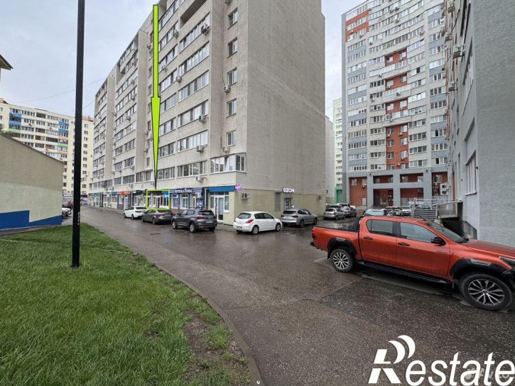 Торговое помещение улица Георгия Димитрова, 110А,  д. 110А