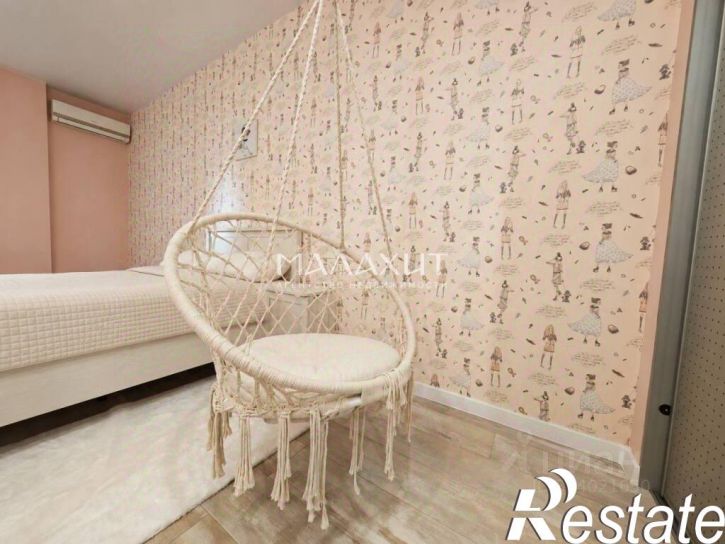 4-комн квартира Конноармейская улица, 17,  д. 17