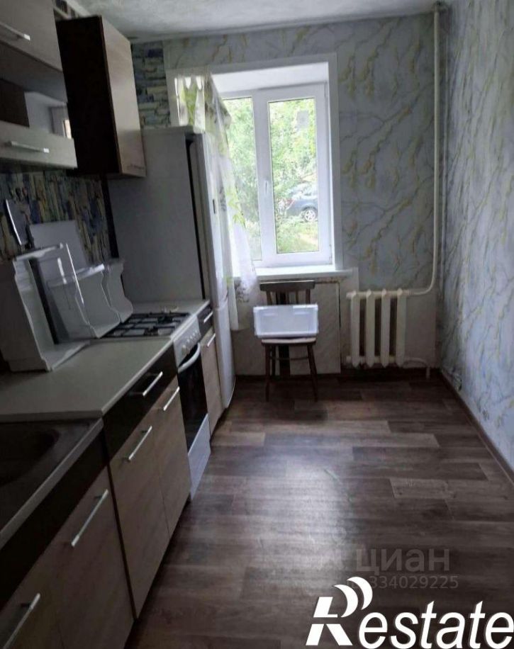 4-комн квартира Батайская улица, 9,  д. 9