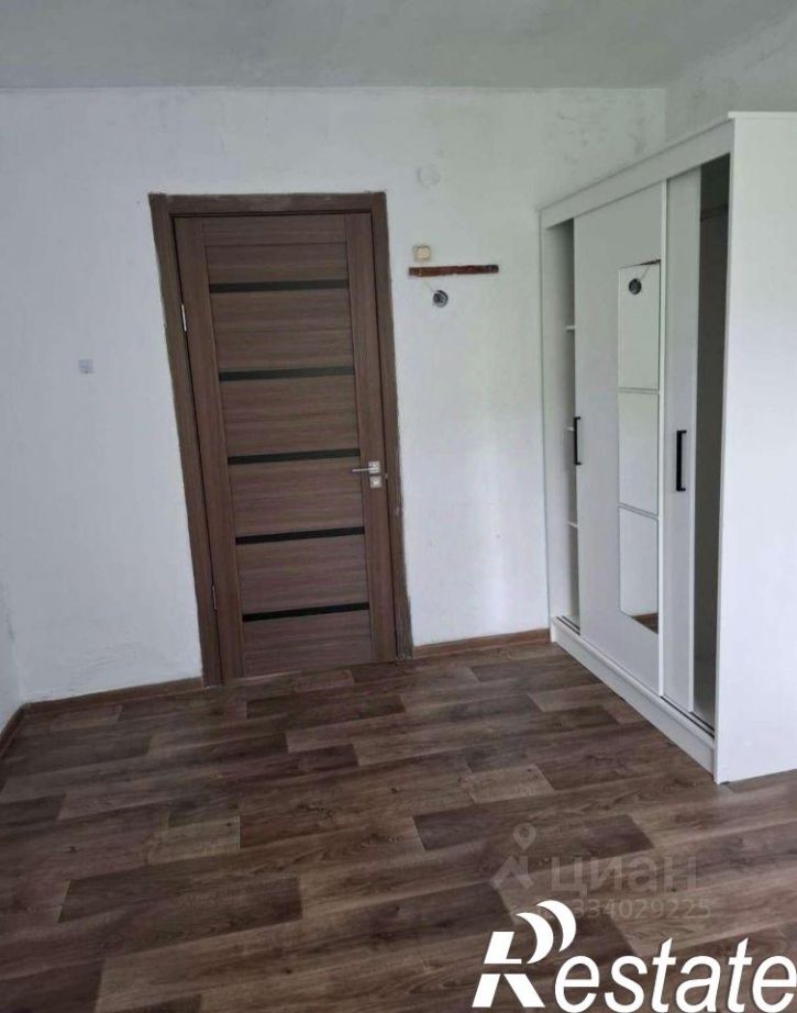 4-комн квартира Батайская улица, 9,  д. 9