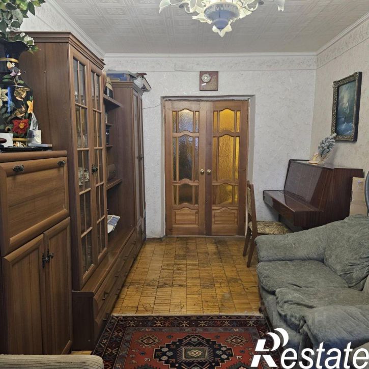 3-комн квартира улица Братьев Коростелёвых, 81,  д. 81