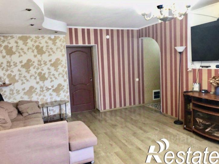 4-комн квартира улица Свободы, 218,  д. 218