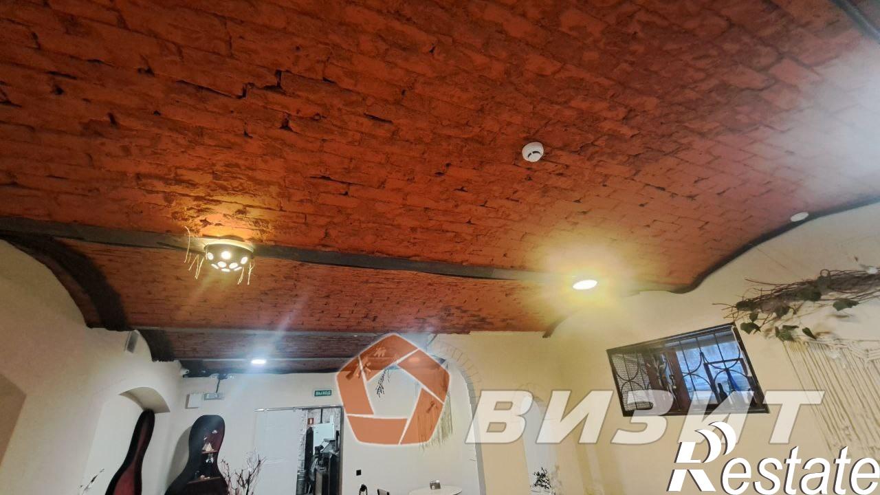 Сдать торговое помещение за 100 000 рублей на Кирова проспект, 44