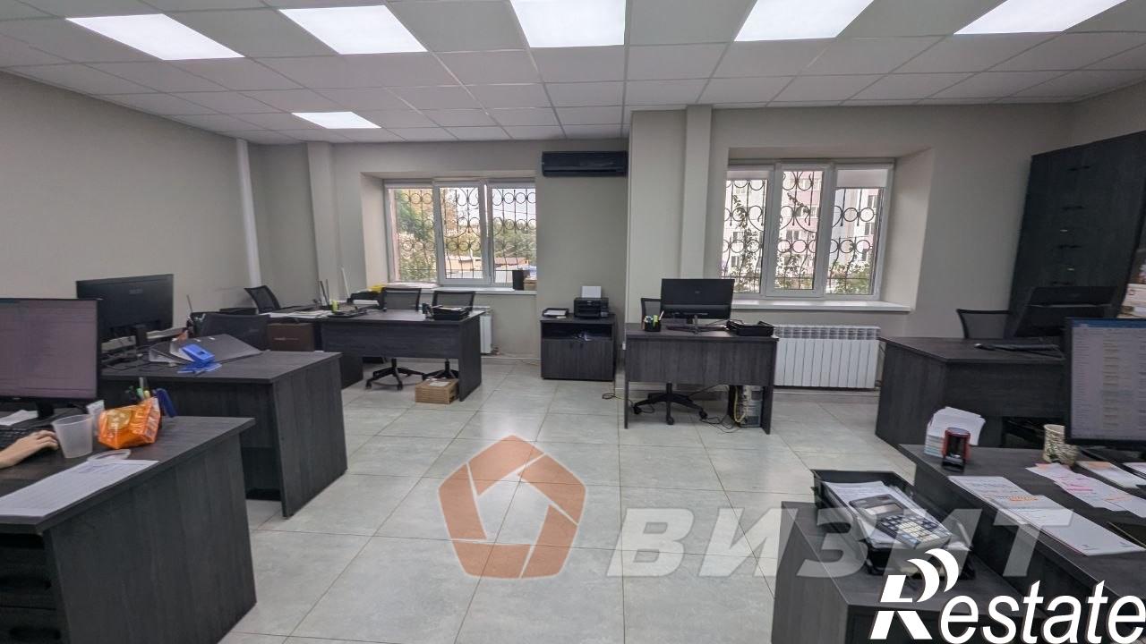 Сдать офис, помещение под офис за 245 000 рублей на Конноармейская улица, 17