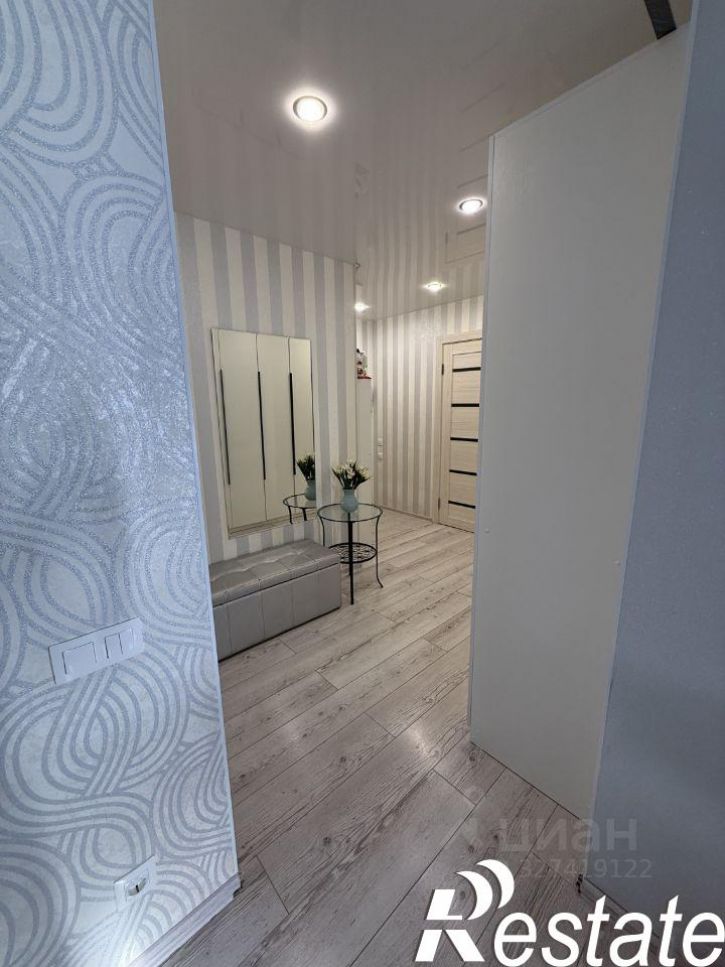 2-комн квартира проспект Кирова, 322А к6,  д. 322А к6