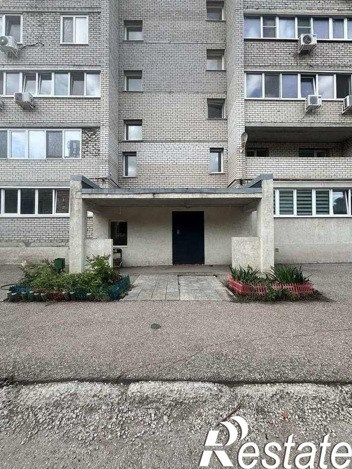 Купить квартиру за 6 000 000 рублей на Блюхера улица, 19