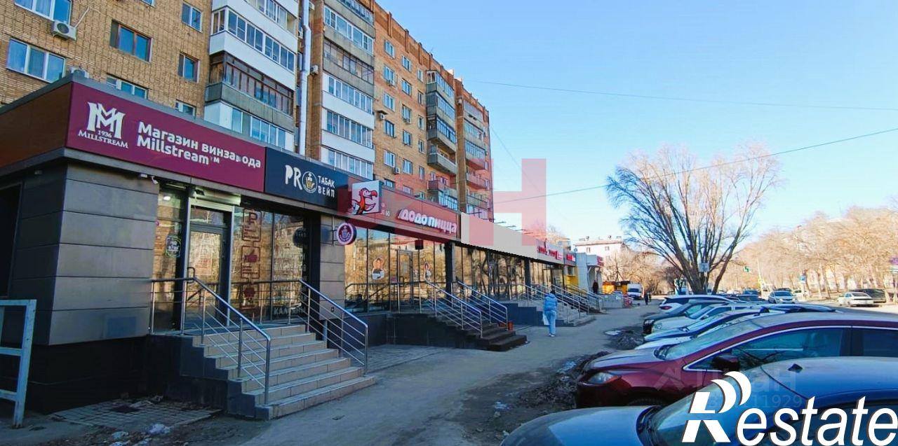 Сдать торговое помещение за 135 000 рублей на улица Мориса Тореза, 13А