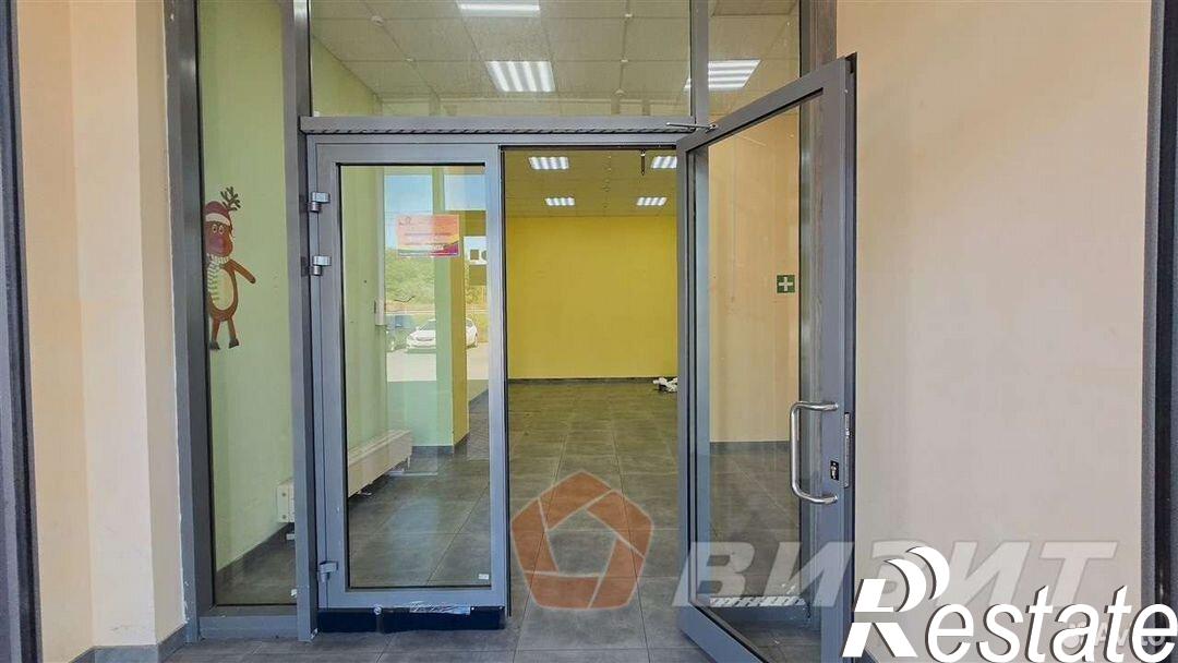 Сдать торговое помещение за 256 000 рублей на мкр-н Крутые Ключи, 46