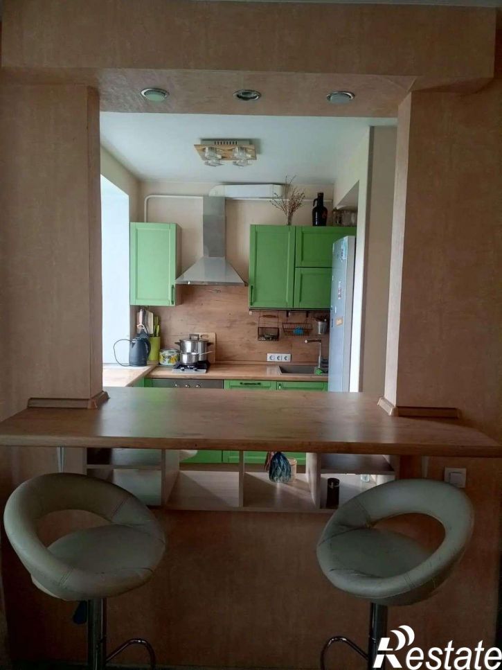 2-комн квартира Полевая улица, 3