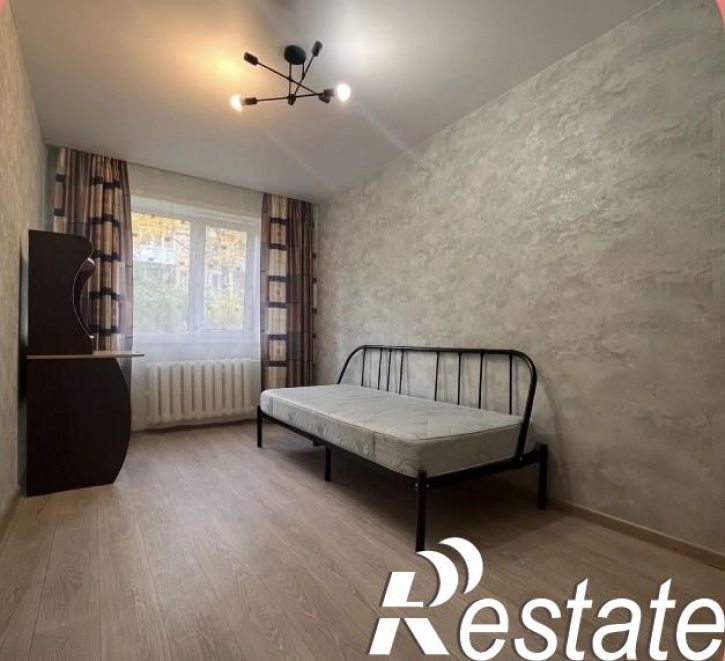 2-комн квартира Воронежская улица, 220