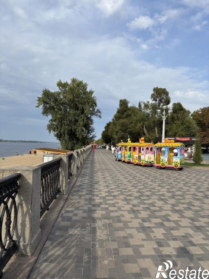 2-комн квартира Комсомольская улица, 4