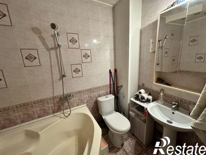 3-комн квартира Осипенко улица, 2
