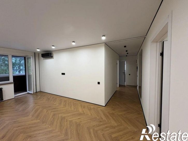 3-комн квартира Челюскинцев улица, 23