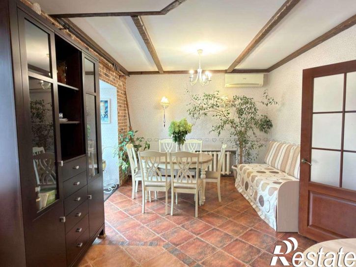 4-комн квартира Ленинская улица, 74