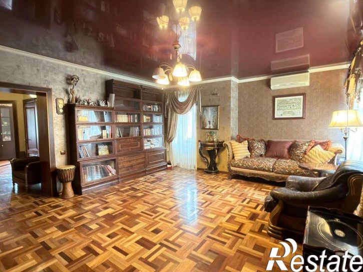 4-комн квартира Ленинская улица, 74