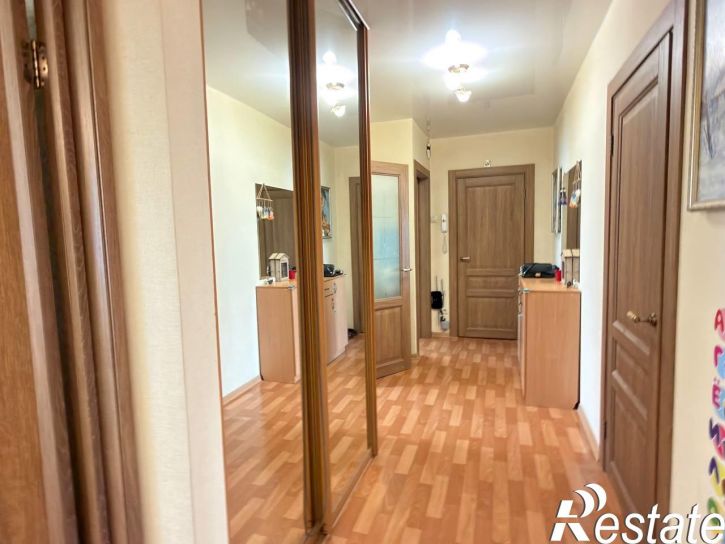 4-комн квартира Стара-Загора улица, 90