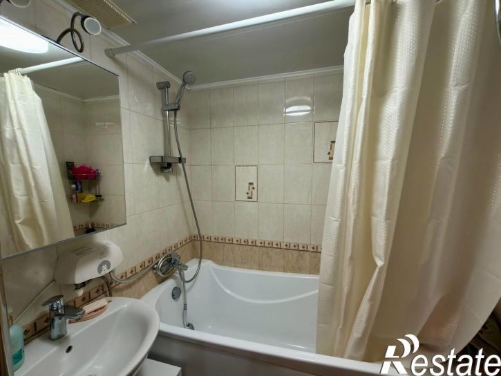 4-комн квартира Стара-Загора улица, 90