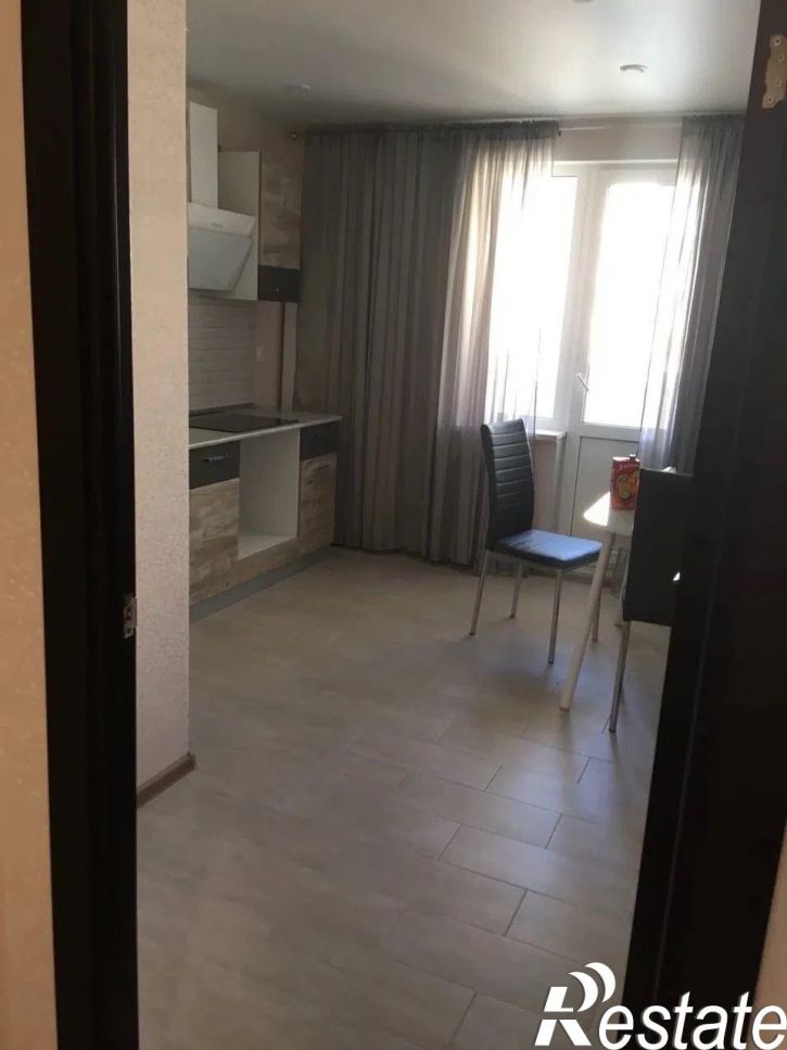 1-комн квартира Кирова улица, 322ак4