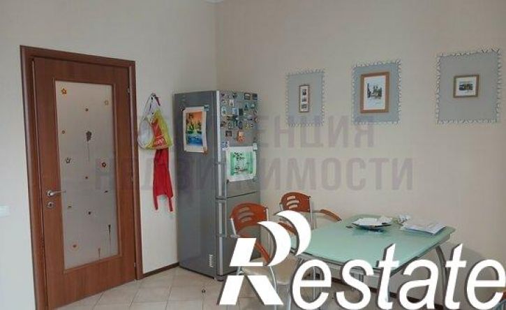 2-комн квартира улица Алексея Толстого, 137,  д. 137
