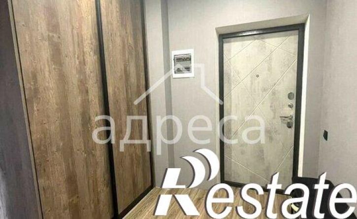 2-комн квартира проспект Карла Маркса, 244,  д. 244