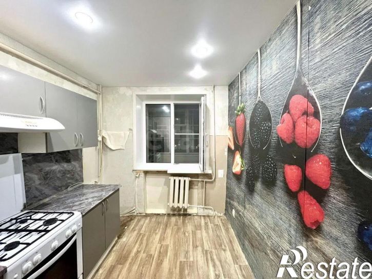 2-комн квартира улица Стара-Загора, 285,  д. 285