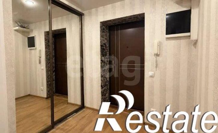 3-комн квартира улица Елизарова, 26,  д. 26