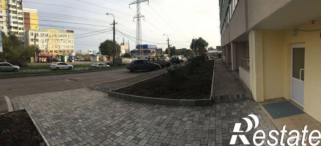 Сдать торговое помещение за 40 000 рублей на улица Советской Армии, 98А