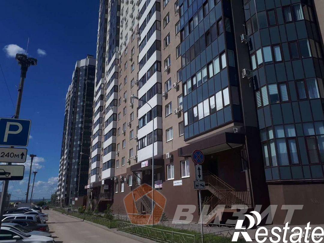 Сдать торговое помещение за 55 000 рублей на проспект Карла Маркса, 196