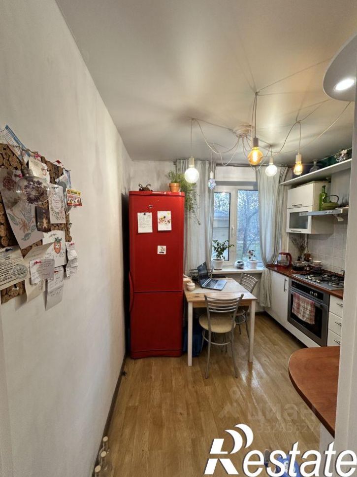 2-комн квартира Калининградская улица, 8,  д. 8