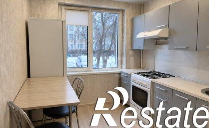 4-комн квартира улица Георгия Димитрова, 11,  д. 11