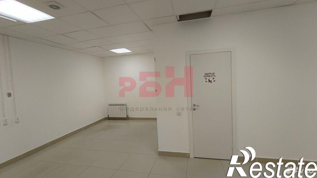 Сдать торговое помещение за 265 720 рублей на улица Мориса Тореза, 13А