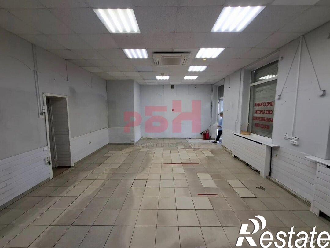 Сдать торговое помещение за 93 125 рублей на улица Гагарина, 84