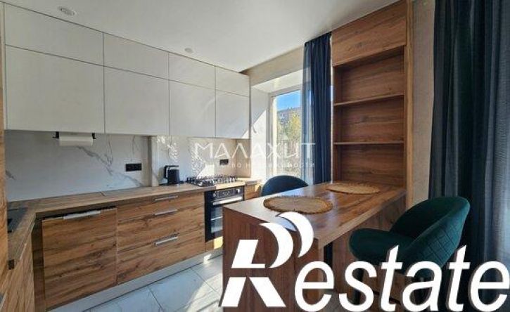 3-комн квартира Ново-Садовая улица, 25,  д. 25
