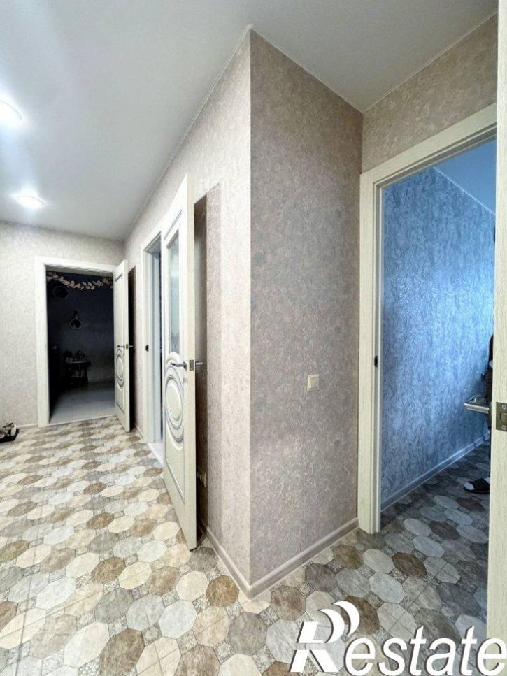 2-комн квартира Революционная улица, 79,  д. 79