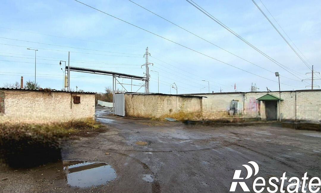 Купить торговое помещение за 24 000 000 рублей на Заводское шоссе, 57В