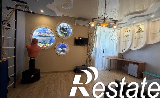 Купить квартиру за 18 000 000 рублей на проспект Кирова, 304
