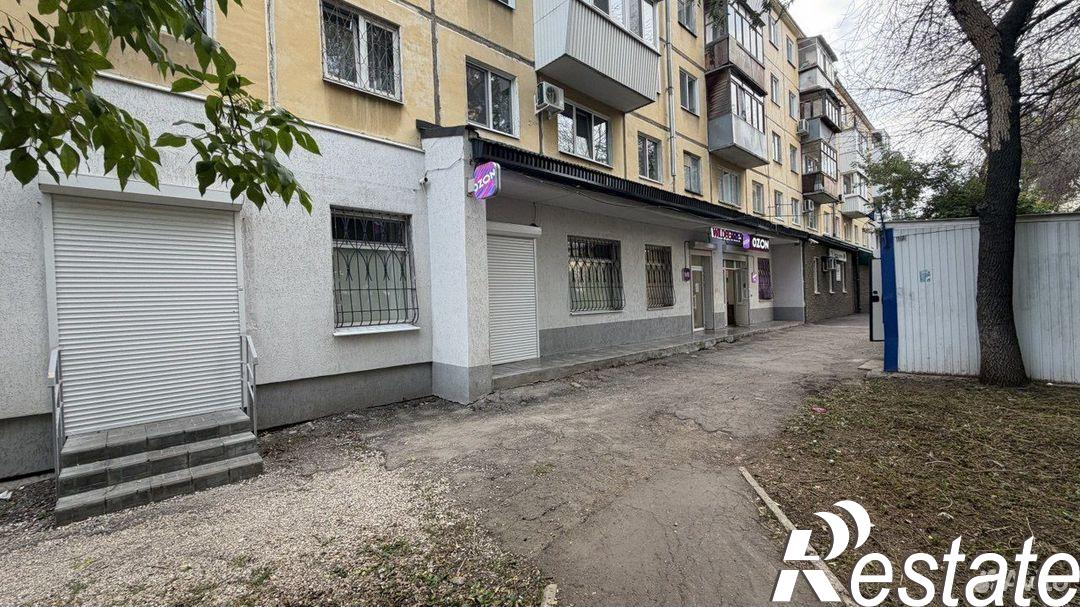 Купить торговое помещение за 14 500 000 рублей на улица Мориса Тореза, 13
