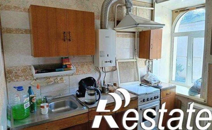 2-комн квартира улица Алексея Толстого, 80,  д. 80
