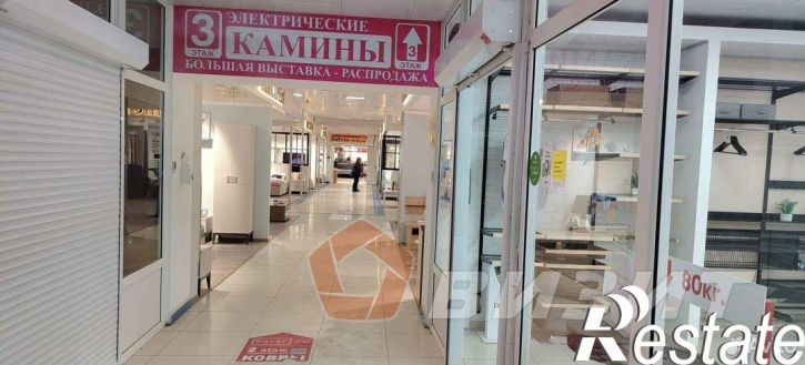 Торговое помещение Революционная улица, 70,  д. 70