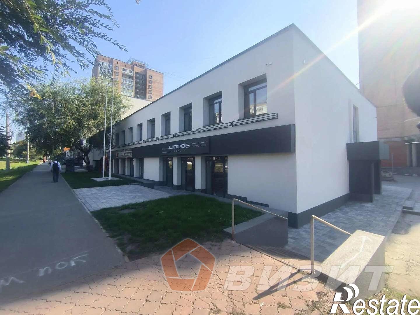 Сдать торговое помещение за 427 000 рублей на Дачная улица, 27а