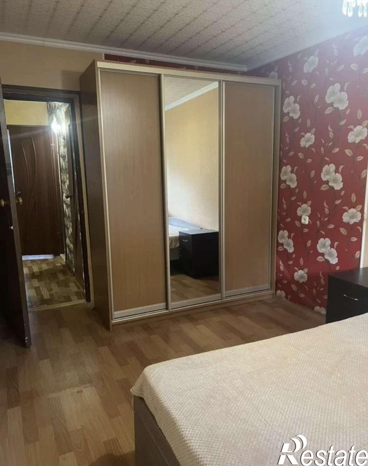 Сдать квартиру за 37 000 рублей на Тополей улица, 4